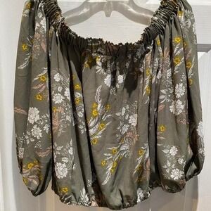 Bebe Olive Green Floral Off the Shoulder Bubble Hem Blouse Size Large